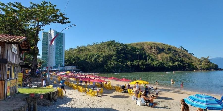 Apto Lindo E Aconchegante Com Piscina 202A Caraguatatuba Eksteriør billede